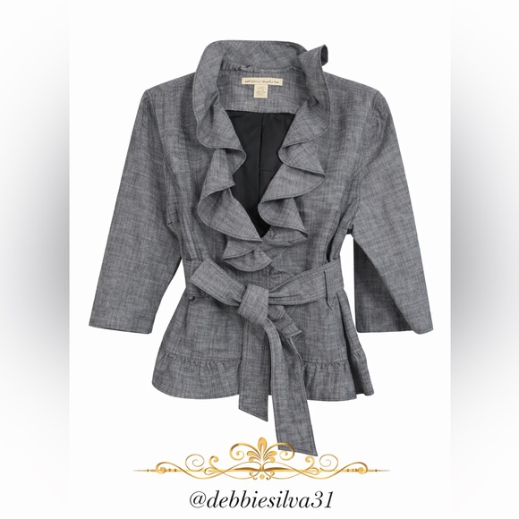 David Brooks Ruffled Chambray Top - Picture 3 of 10